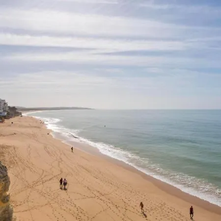 Beautiful With Pool Walking Distance To * Armacao de Pera
